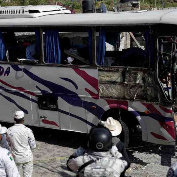 Mexico bus crash kills at least 19 people