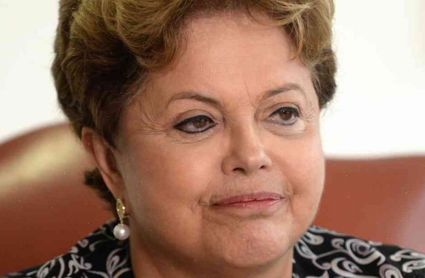 What happens if Rousseff is impeached?
